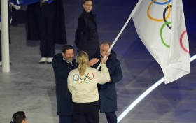 第25届冬季奥林匹克运动会在意大利维罗纳闭幕