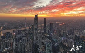 早上的七色祥云，傍晚又来接你下班了