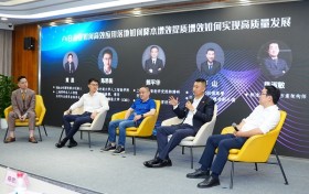 AI赋能｜ 2025“人工智能+行动”大讲坛在上海圆满成功