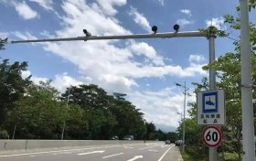 碰上区间测速，怎么开才不扣分也不罚款？交警提醒：这2个细节别忽略