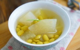 口腔溃疡吃什么好的快?