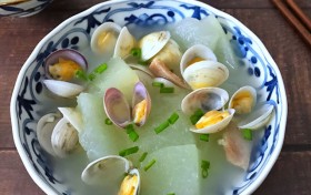 趴着睡午觉,小心这些危害