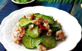 远离脂肪肝,合理饮食很重要